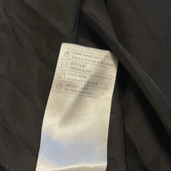 Vince Womens Black Pleated Smocked Midi Dress Sz Small Chic Minimalist Coastal - Picture 13 of 13